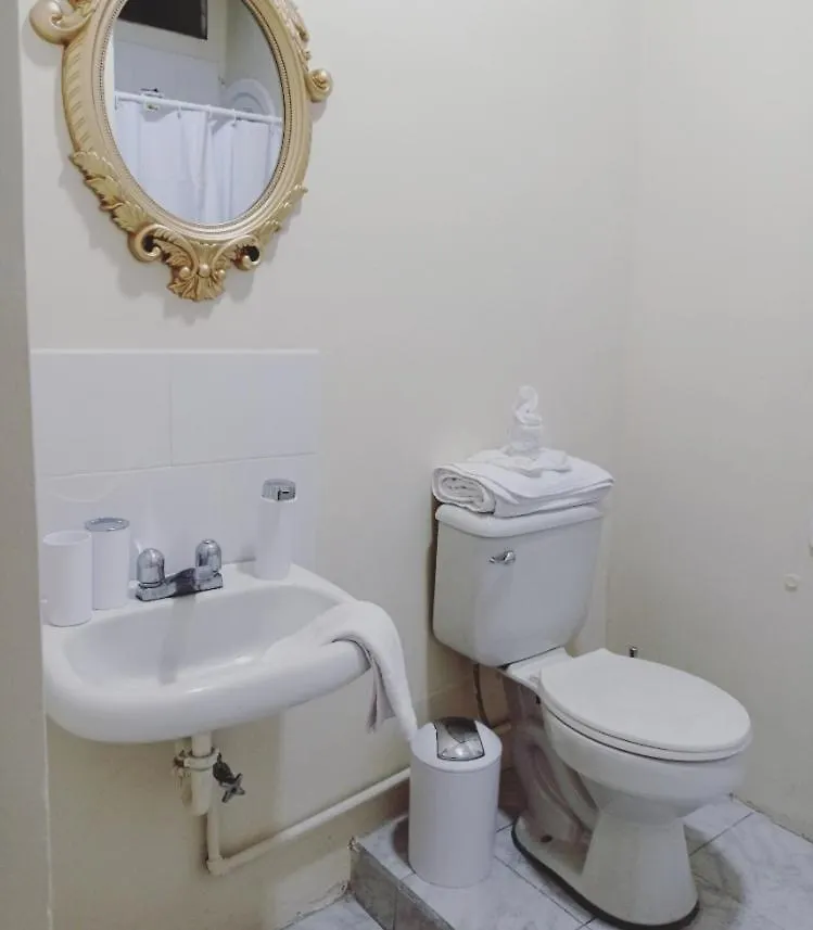 Bed & Breakfast Casa Tamayo Quito