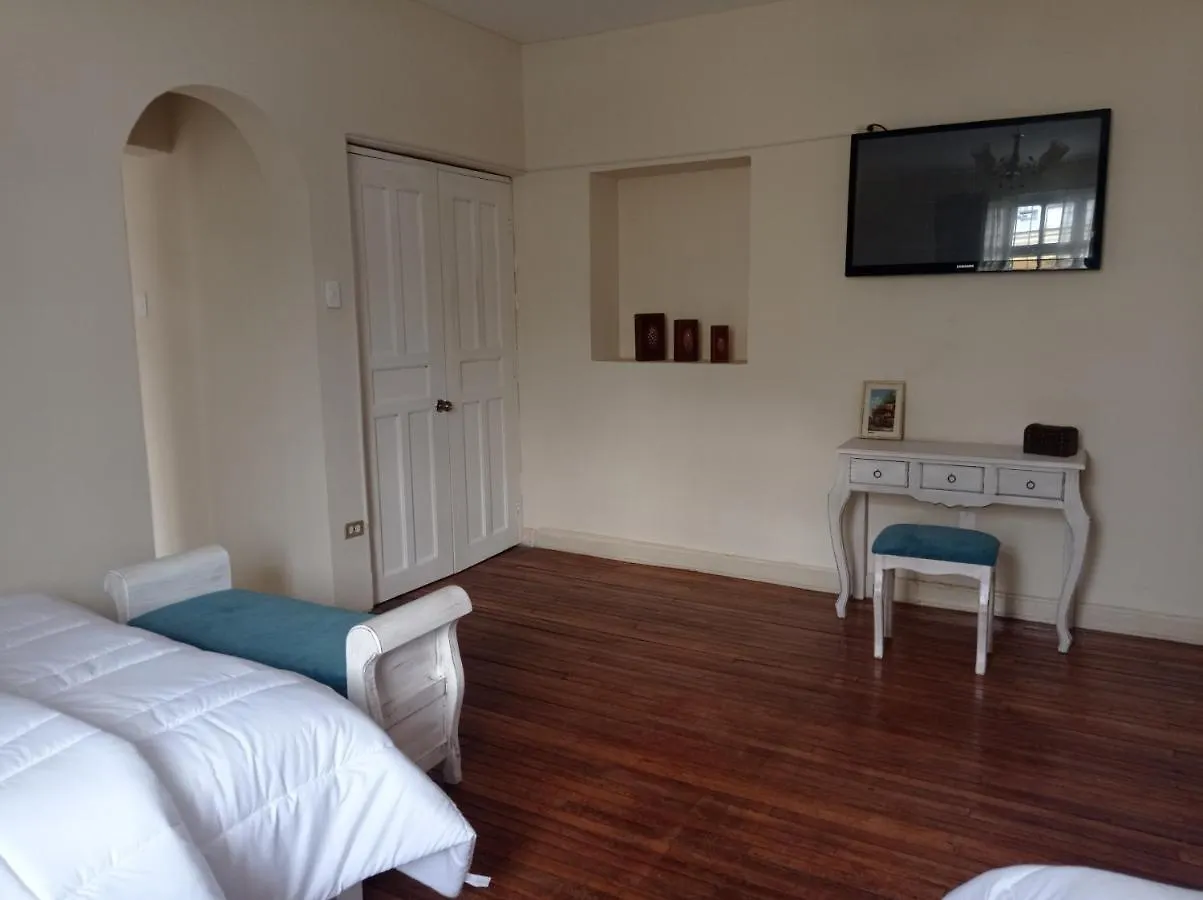 Casa Tamayo Quito Bed & Breakfast